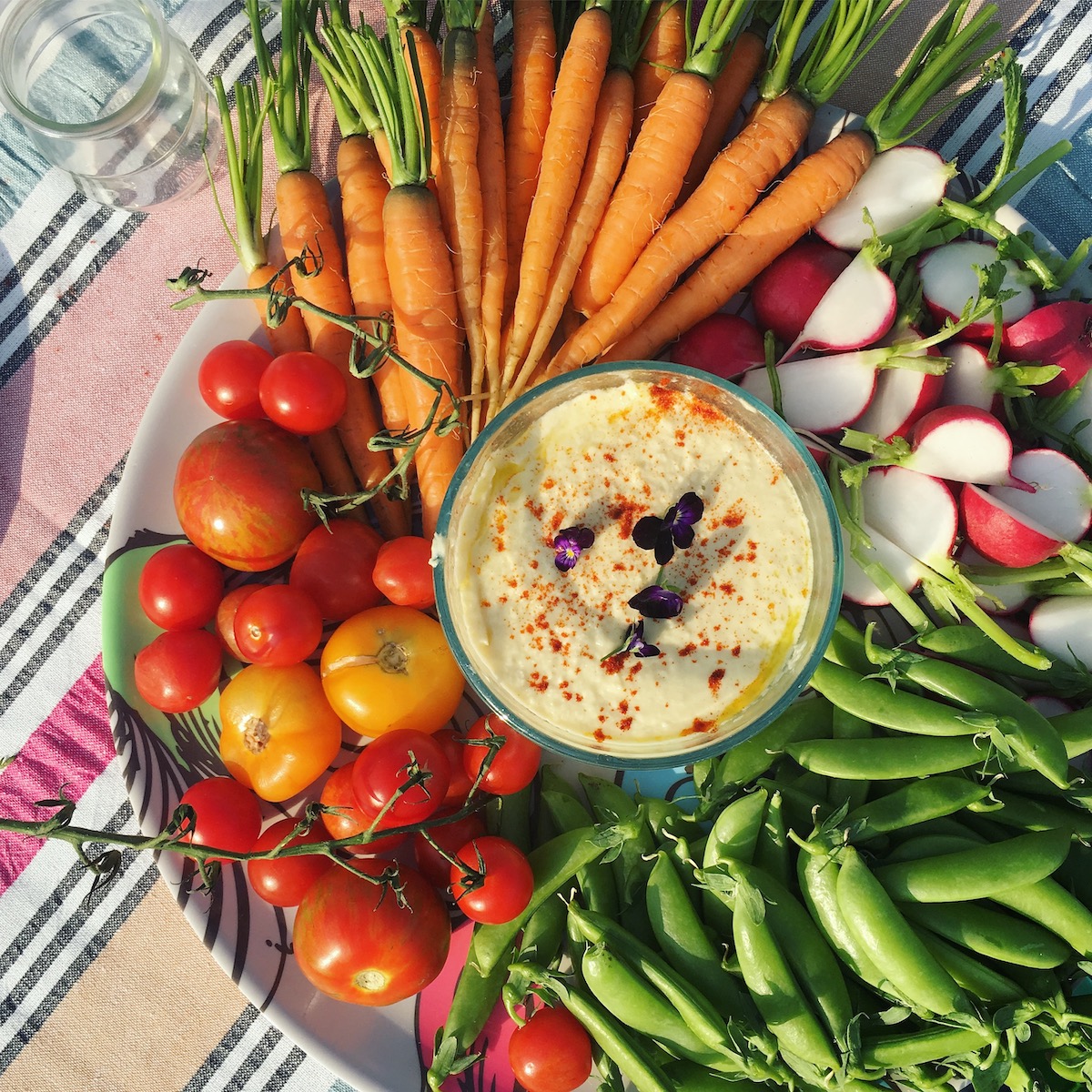 An easy Hearts of Palm dip recipe that yields a lighter, tangier and totally addictive version of hummus | Stacie Billis 