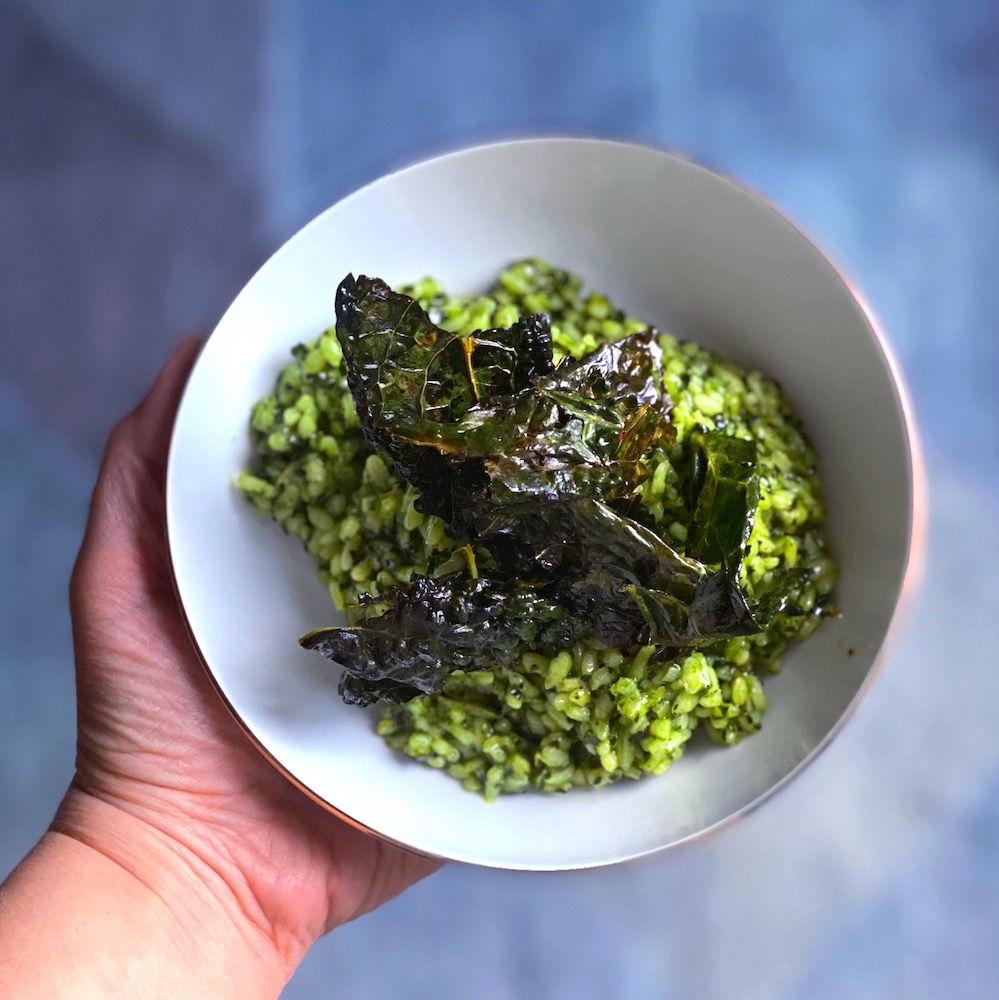 Easy Kale Risotto recipe (topped with Kale chips!) | Stacie Billis